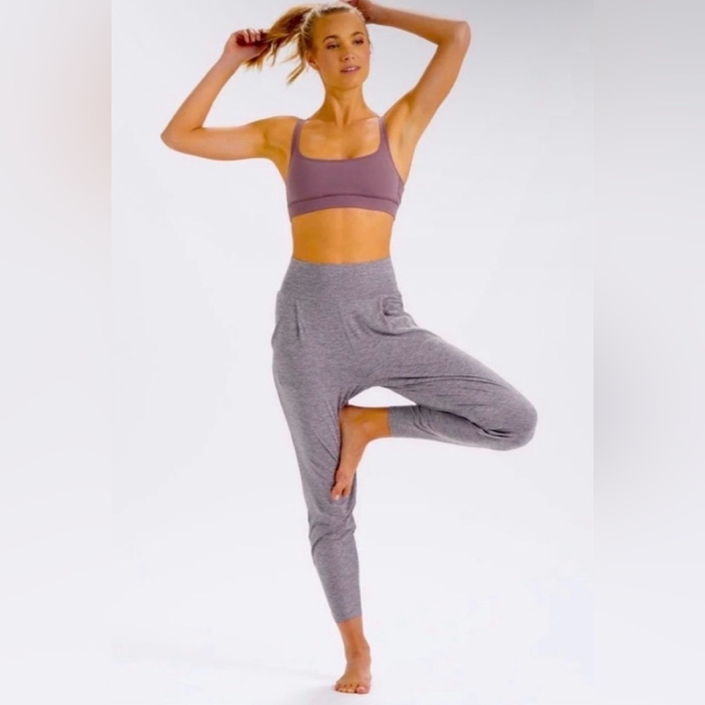 Vuori Harem Pants Size Medium